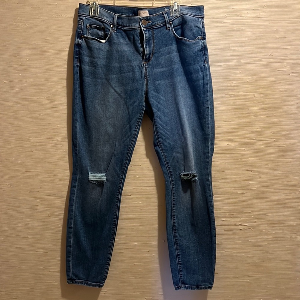 Loft Modern Skinny Size 12 blue jeans- Great Used Condition